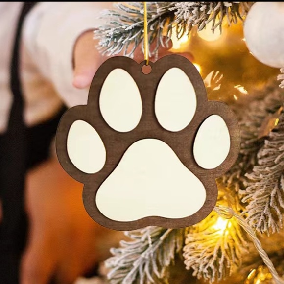 Pet Lovers Paw Christmas Tree Ornament - Picture 3 of 4